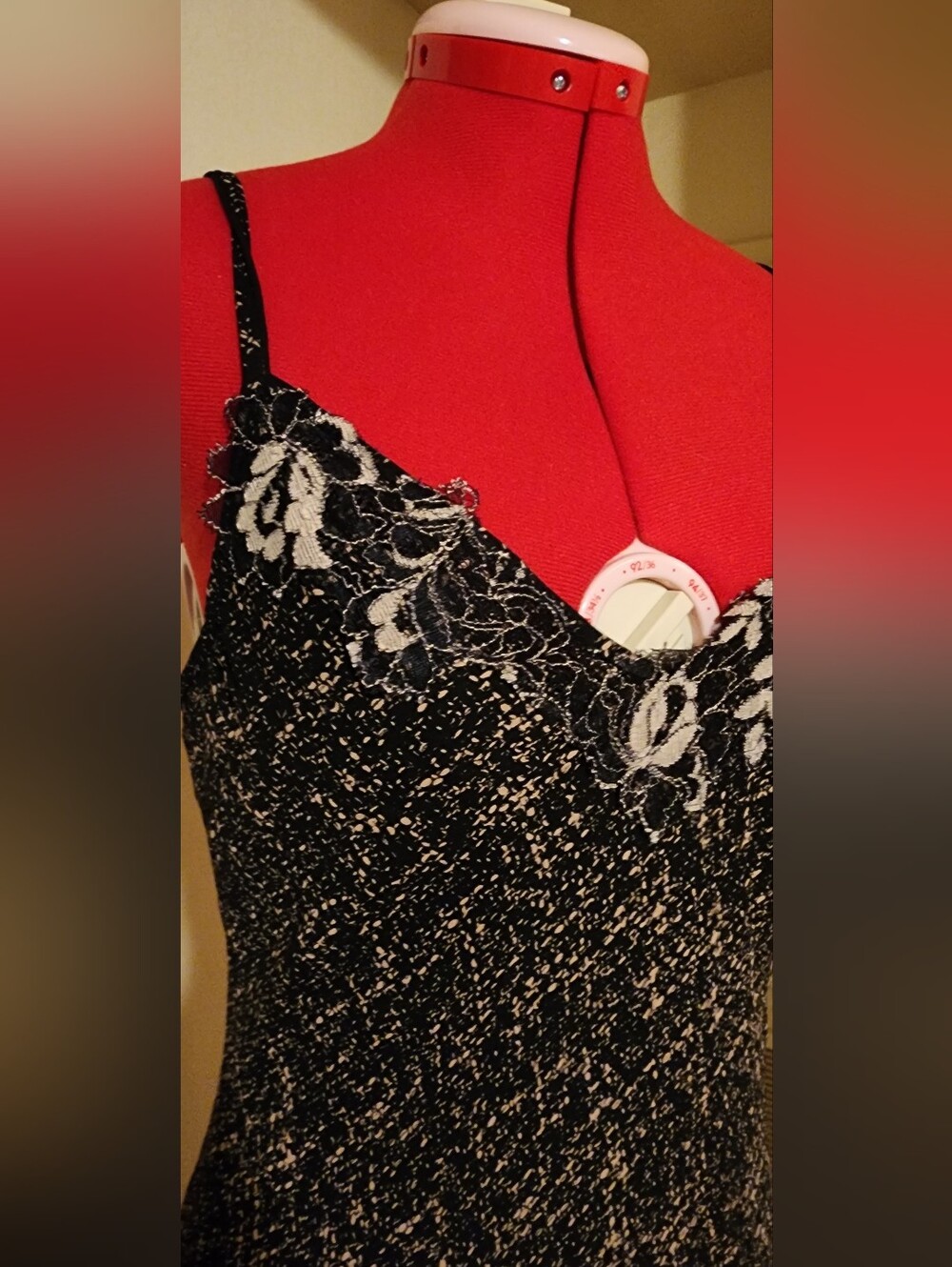 DKNY NWOT 94% Silk 2-Piece Midi Slip Dress Set Lace Sz 8 - Picture 4 of 6